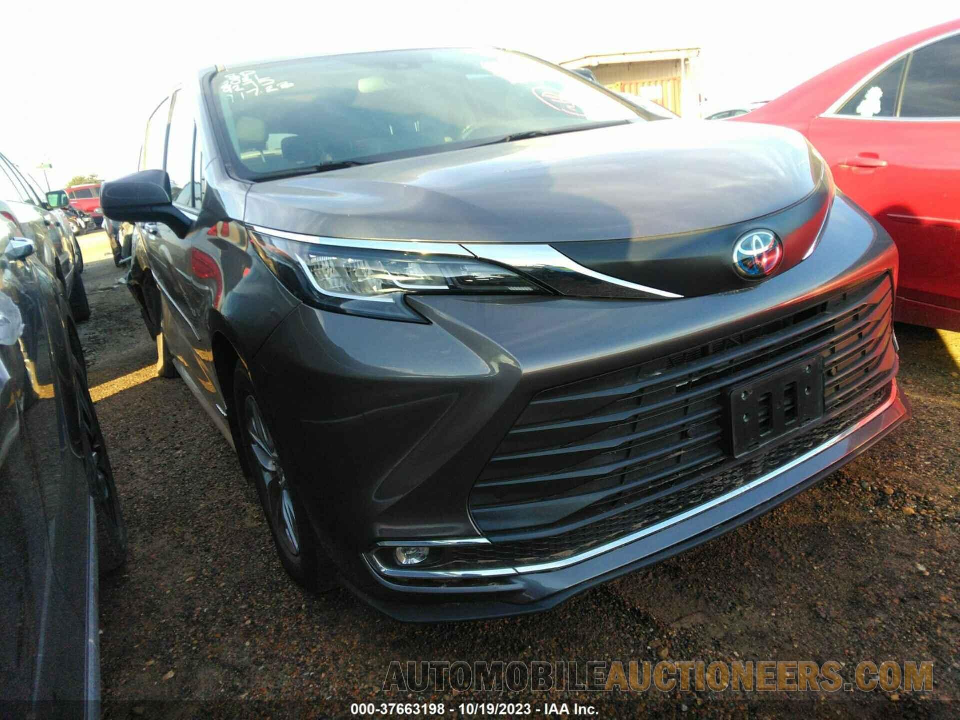 5TDYRKEC5MS069275 TOYOTA SIENNA 2021