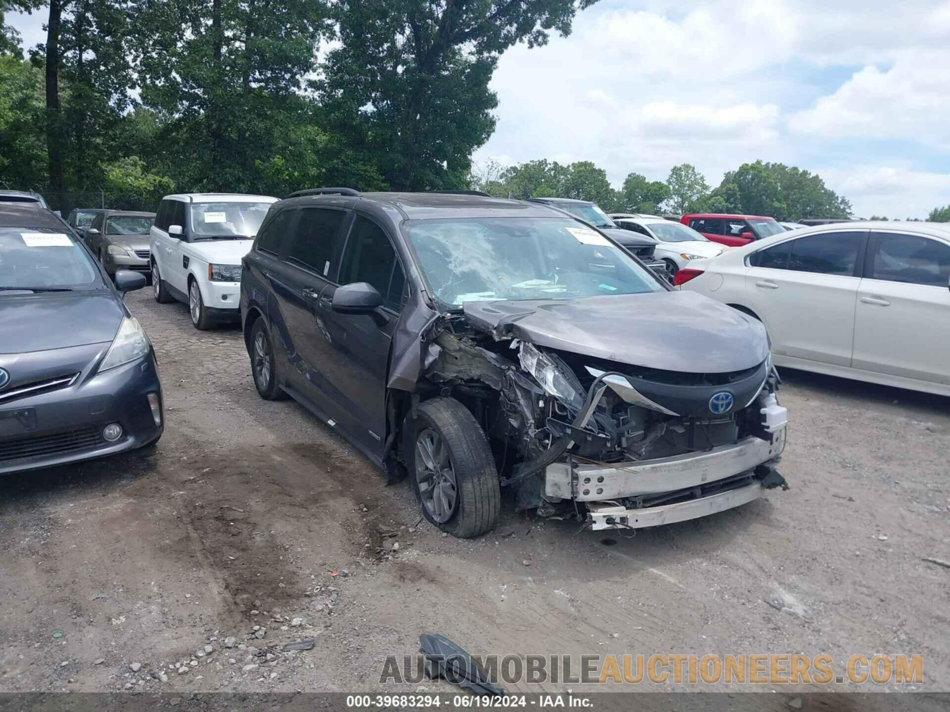 5TDYRKEC5MS072399 TOYOTA SIENNA 2021