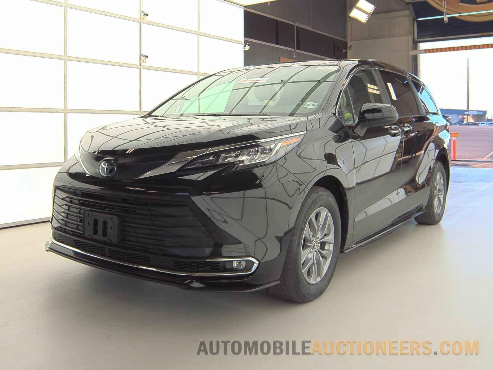 5TDYRKEC5NS077183 Toyota Sienna 2022