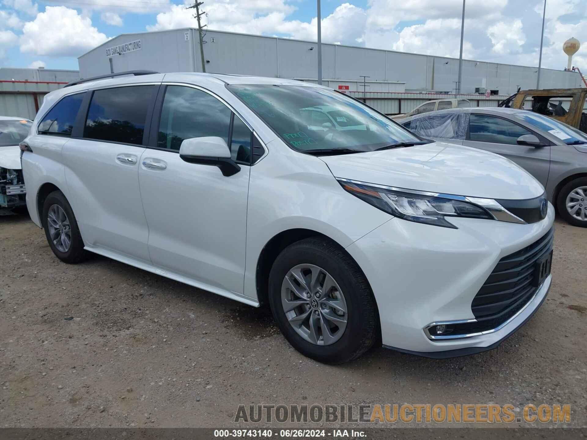 5TDYRKEC5RS185793 TOYOTA SIENNA 2024