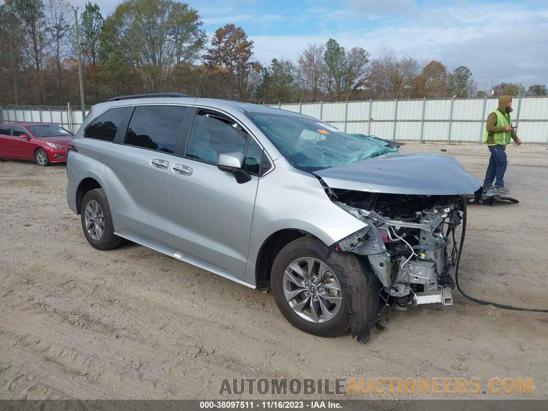 5TDYRKEC6PS143338 TOYOTA SIENNA 2023