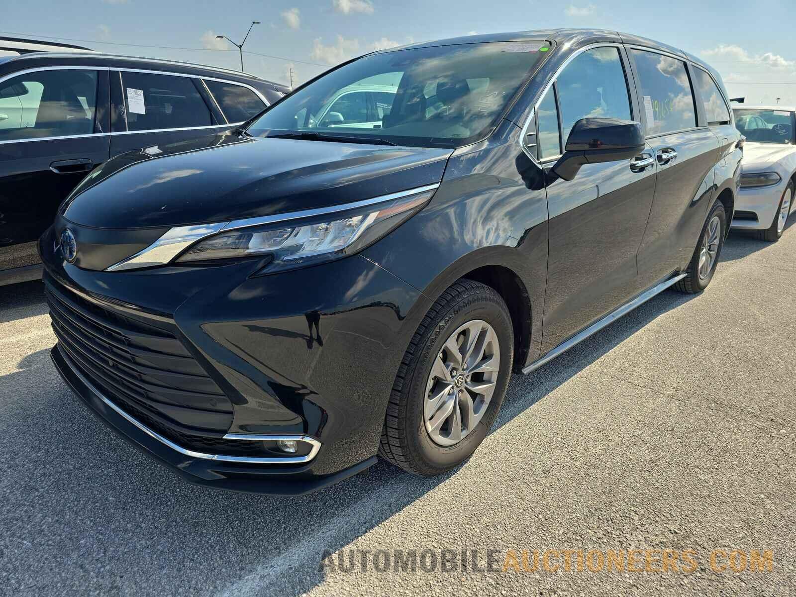 5TDYRKEC7NS131017 Toyota Sienna 2022