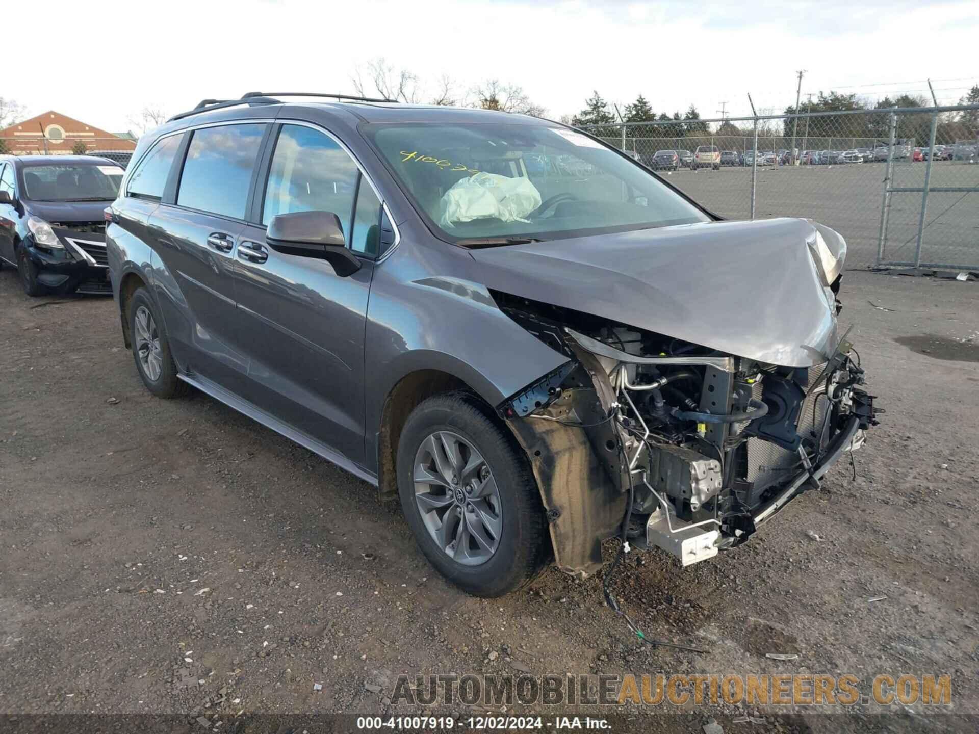 5TDYRKEC7RS186217 TOYOTA SIENNA 2024