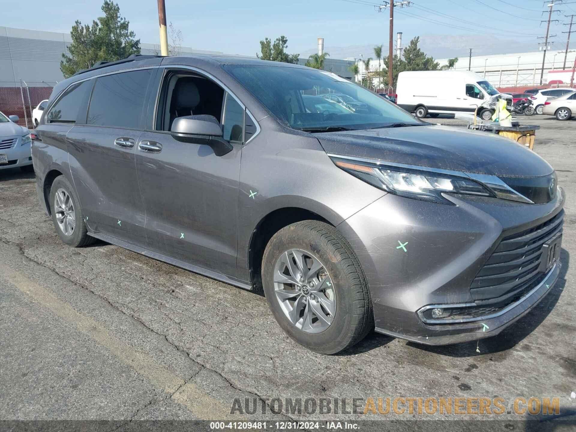 5TDYRKEC8NS107678 TOYOTA SIENNA 2022