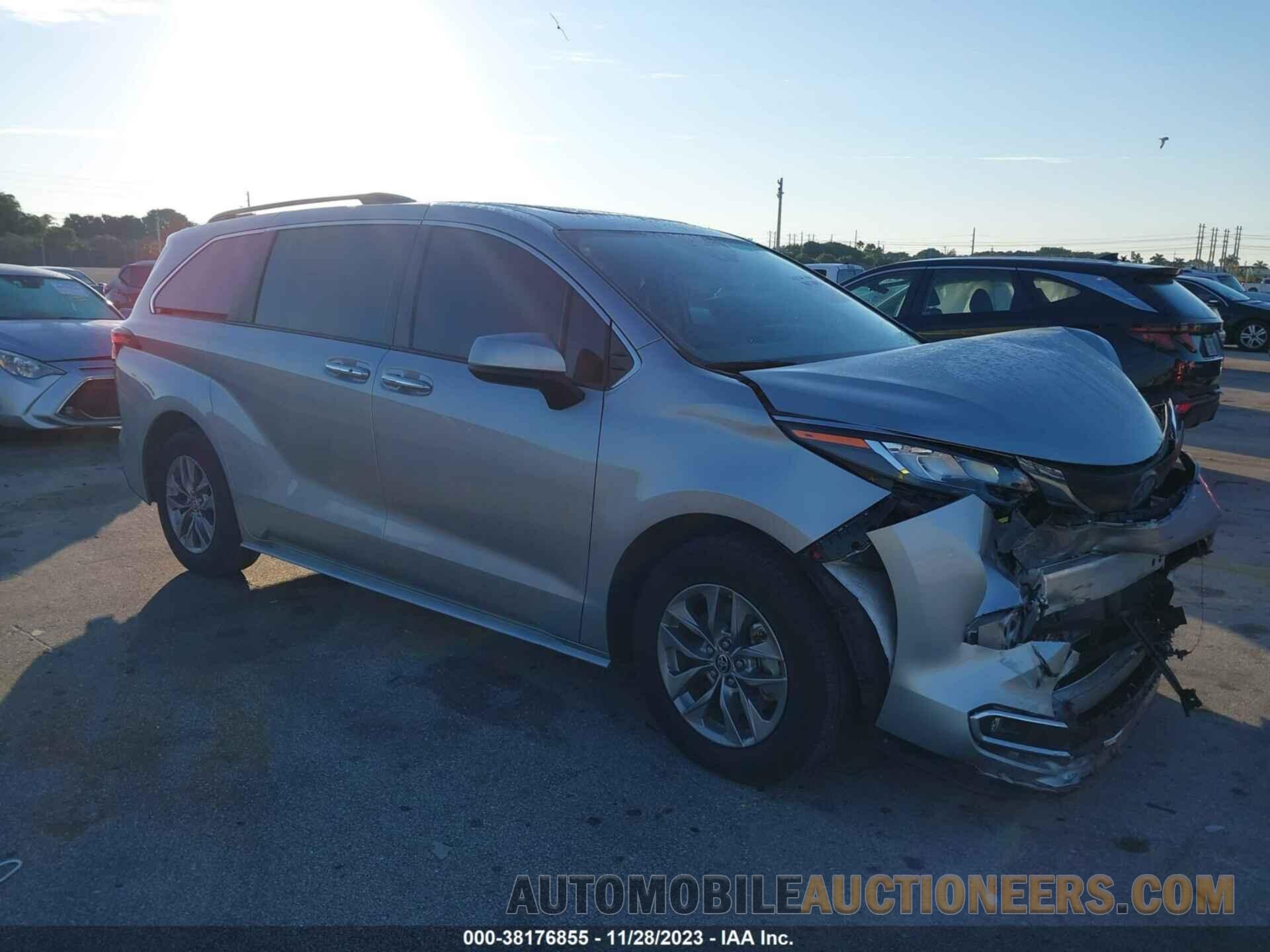 5TDYRKEC9NS084637 TOYOTA SIENNA 2022