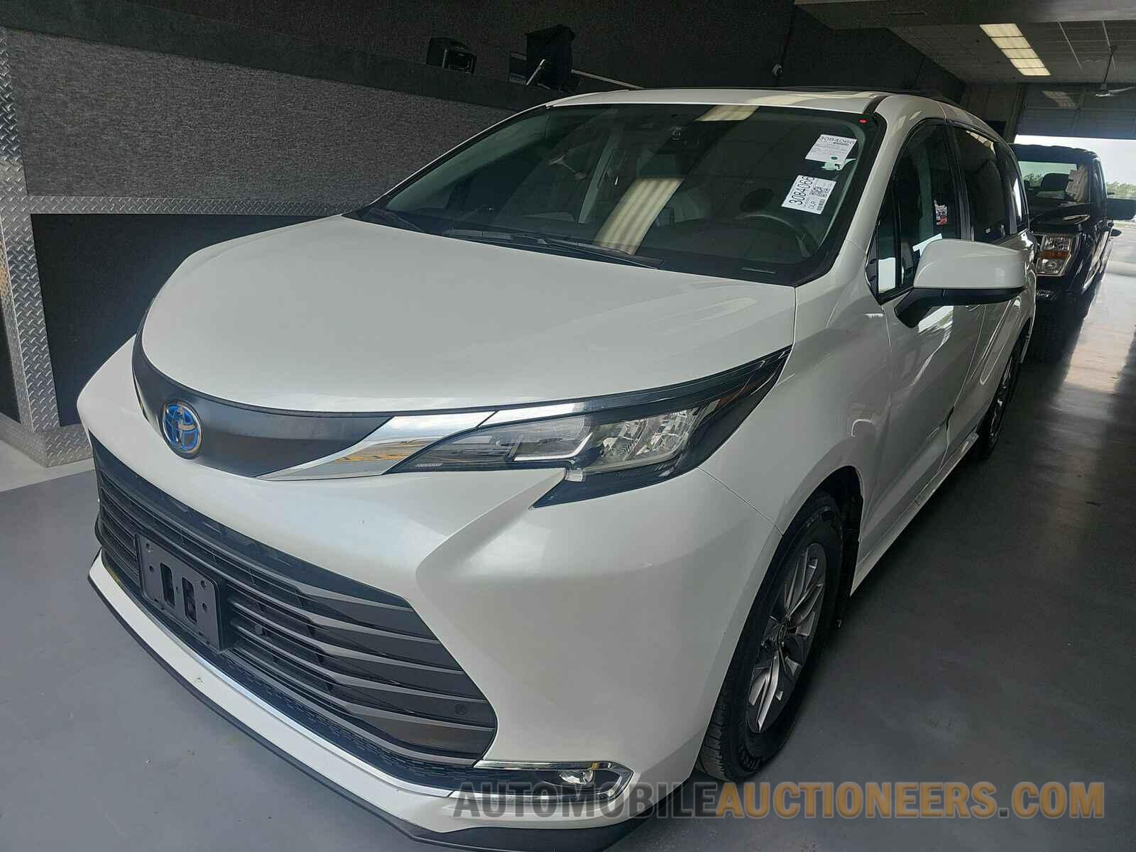 5TDYRKECXPS140281 Toyota Sienna 2023