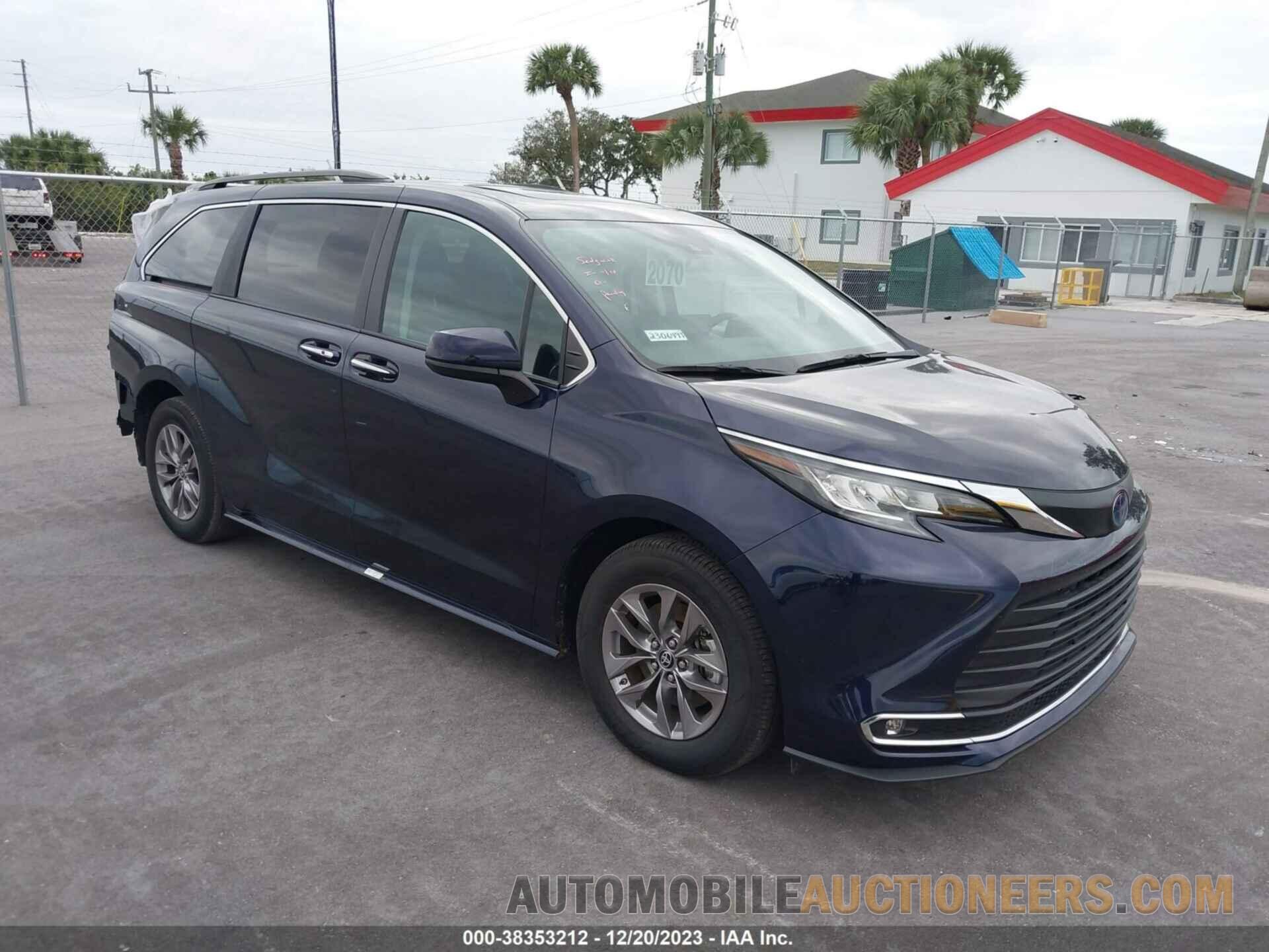 5TDYRKECXPS150745 TOYOTA SIENNA 2023