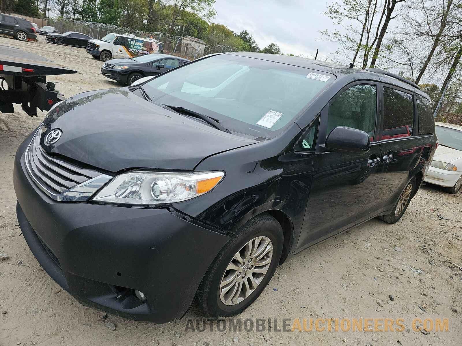 5TDYZ3DC0HS774272 Toyota Sienna 2017