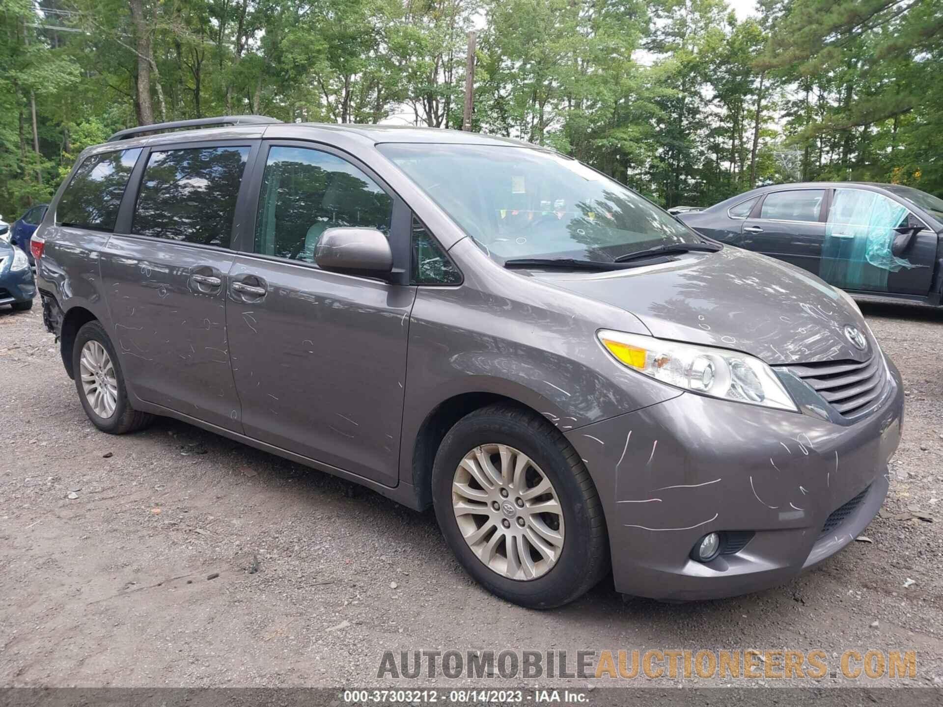 5TDYZ3DC0HS809621 TOYOTA SIENNA 2017