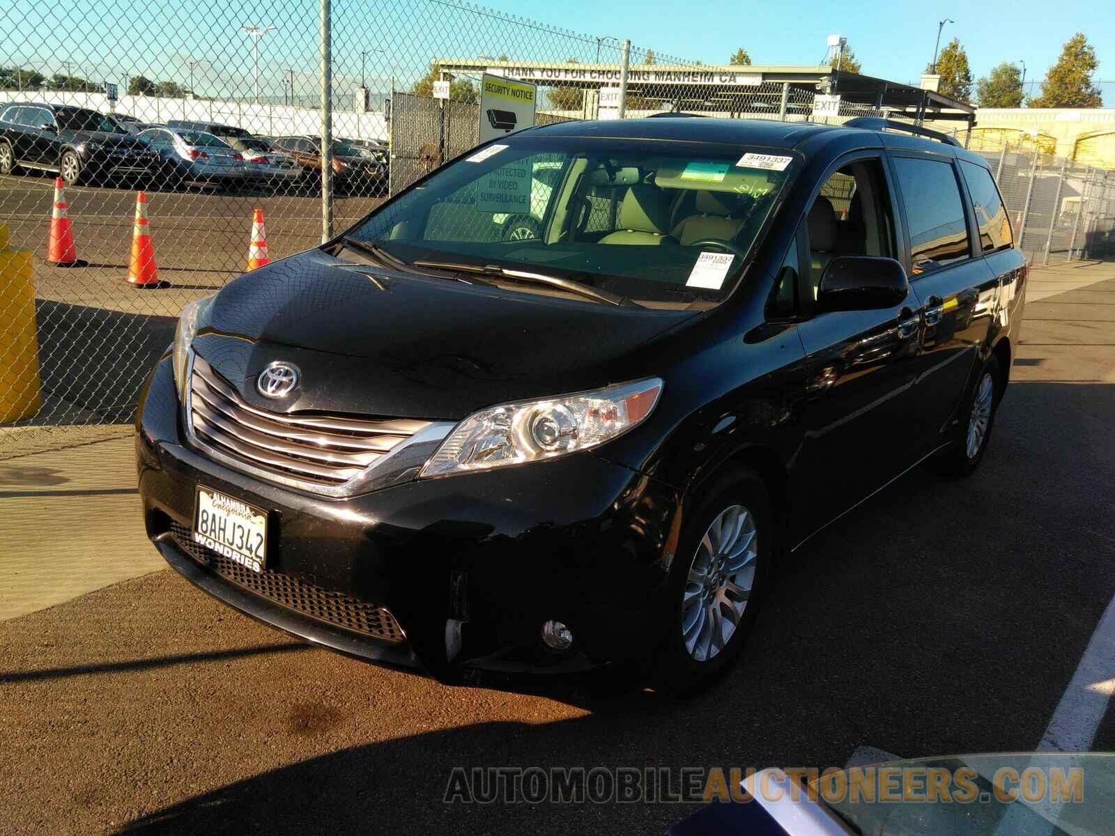 5TDYZ3DC0HS878051 Toyota Sienna 2017