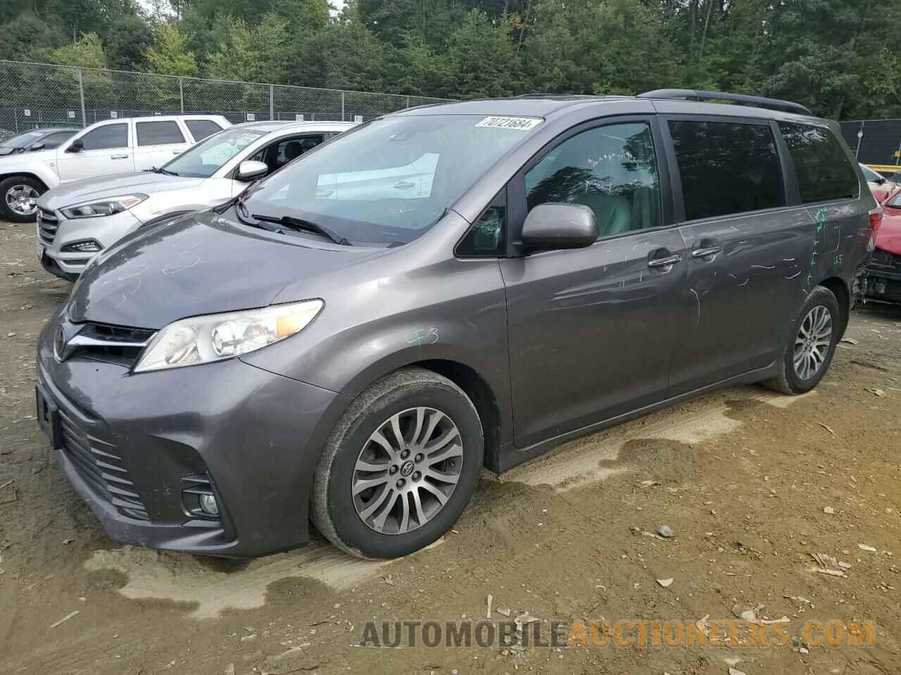 5TDYZ3DC0JS935094 TOYOTA All Models 2018