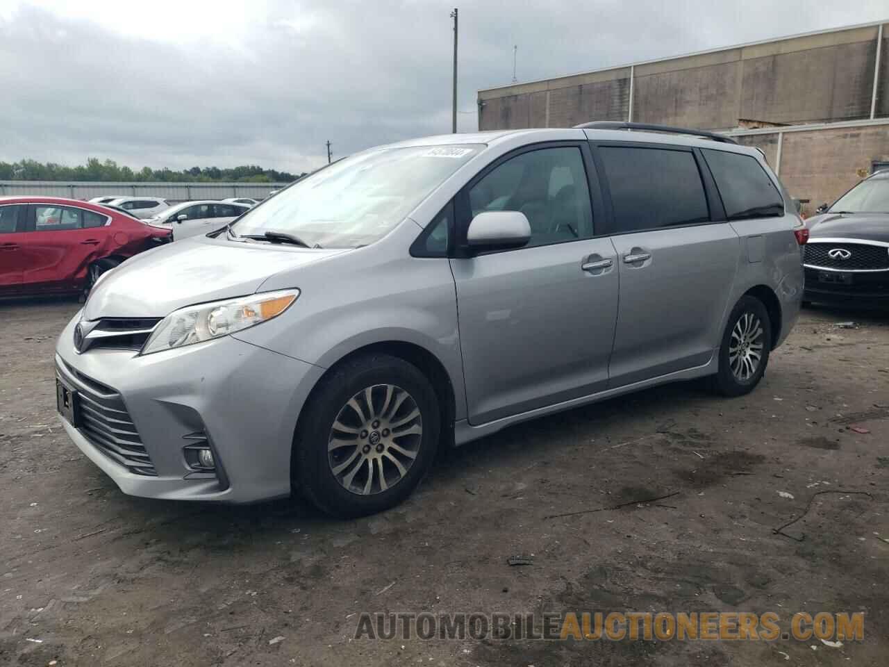 5TDYZ3DC0JS958150 TOYOTA All Models 2018