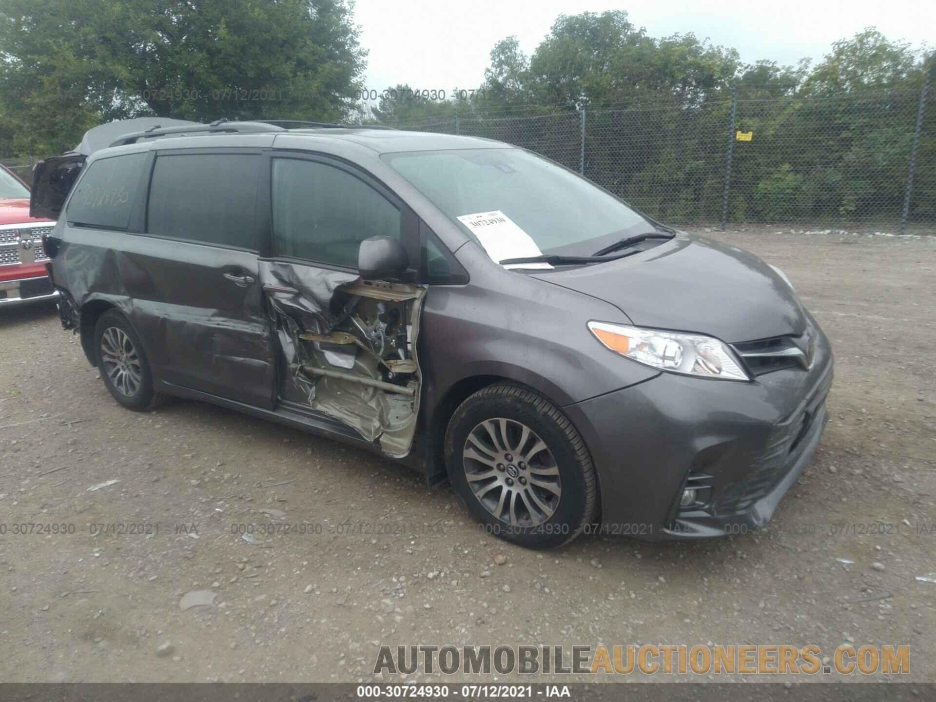 5TDYZ3DC0JS958939 TOYOTA SIENNA 2018