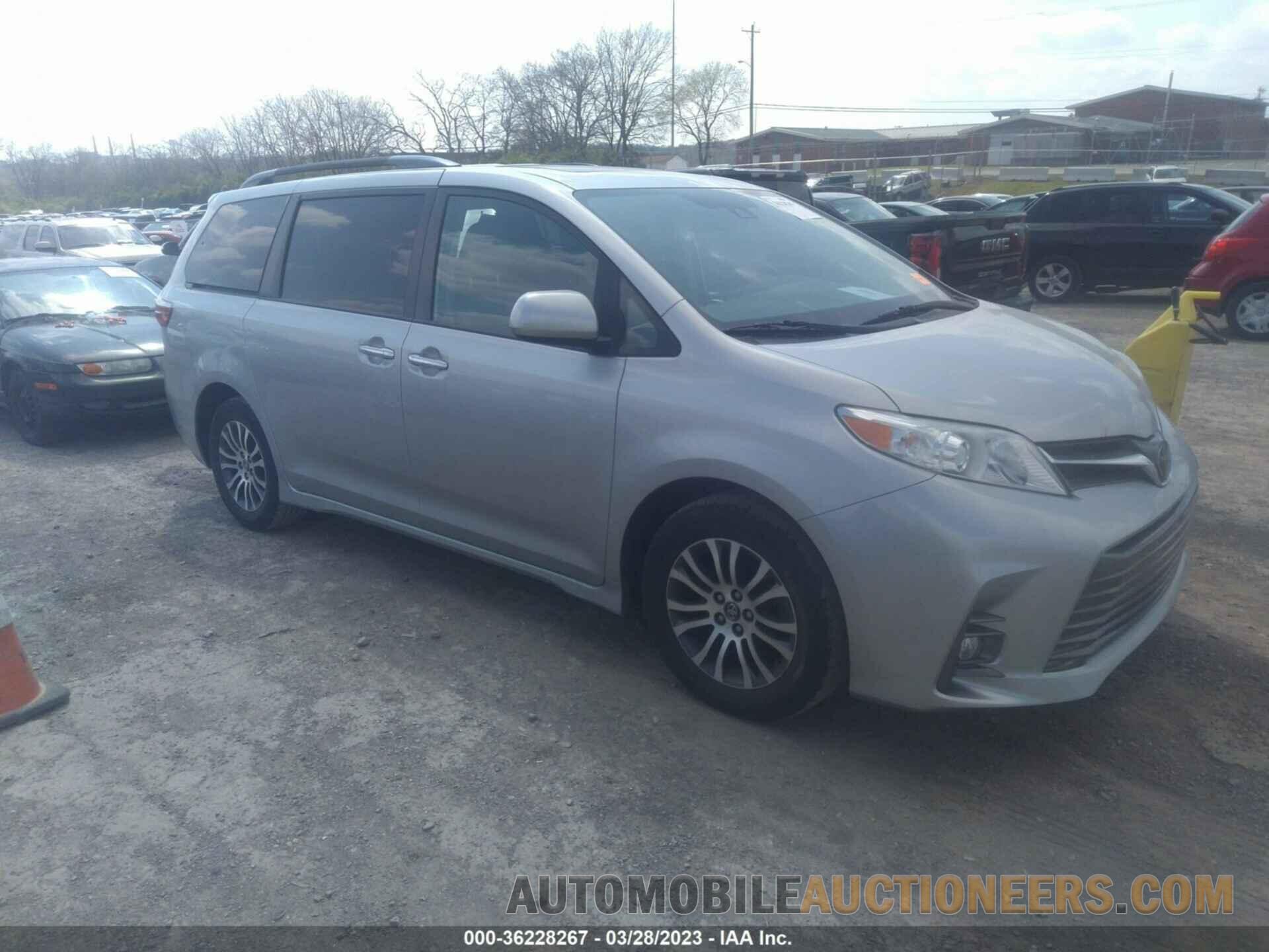 5TDYZ3DC0KS969733 TOYOTA SIENNA 2019