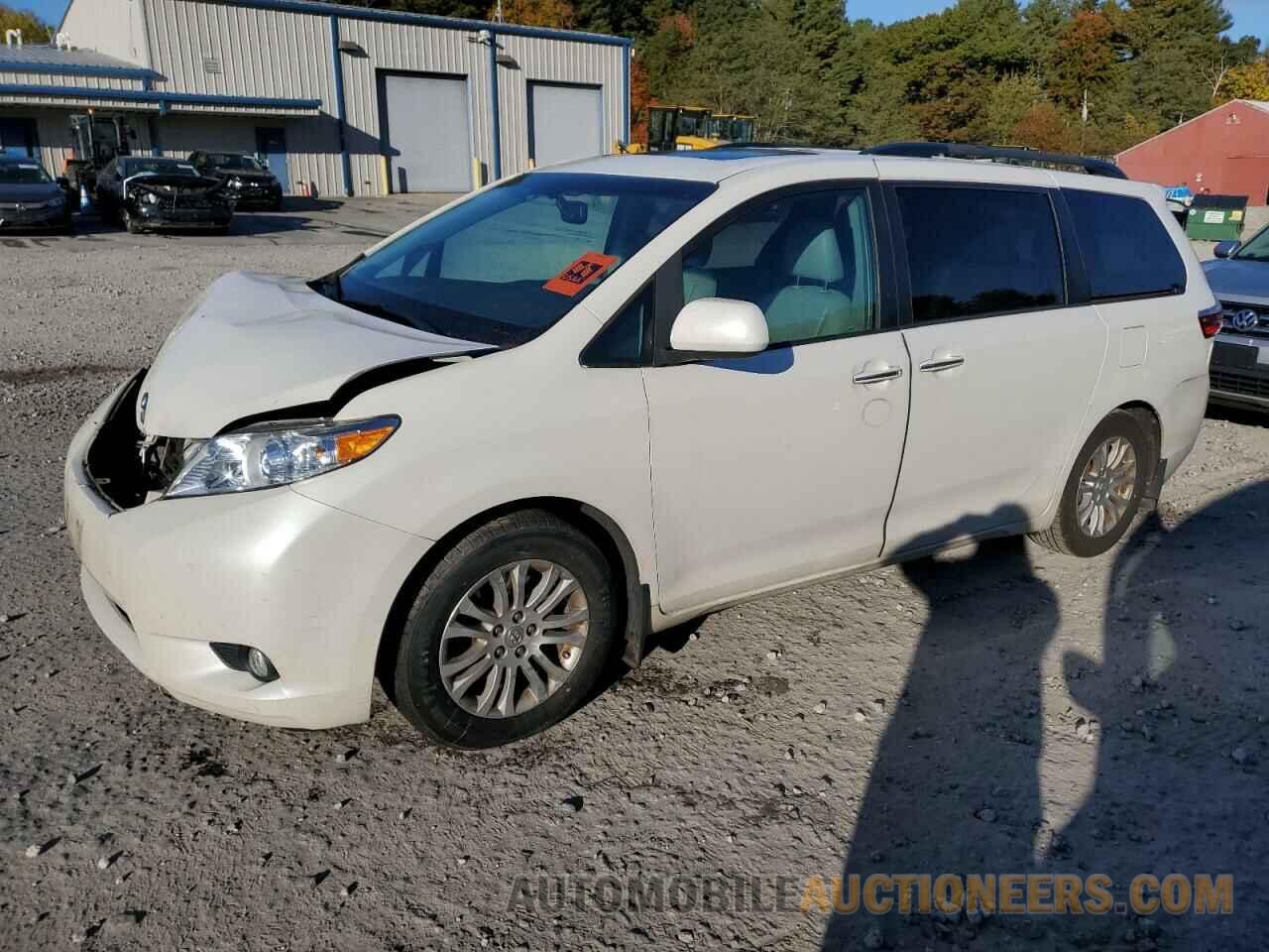 5TDYZ3DC1HS781618 TOYOTA All Models 2017