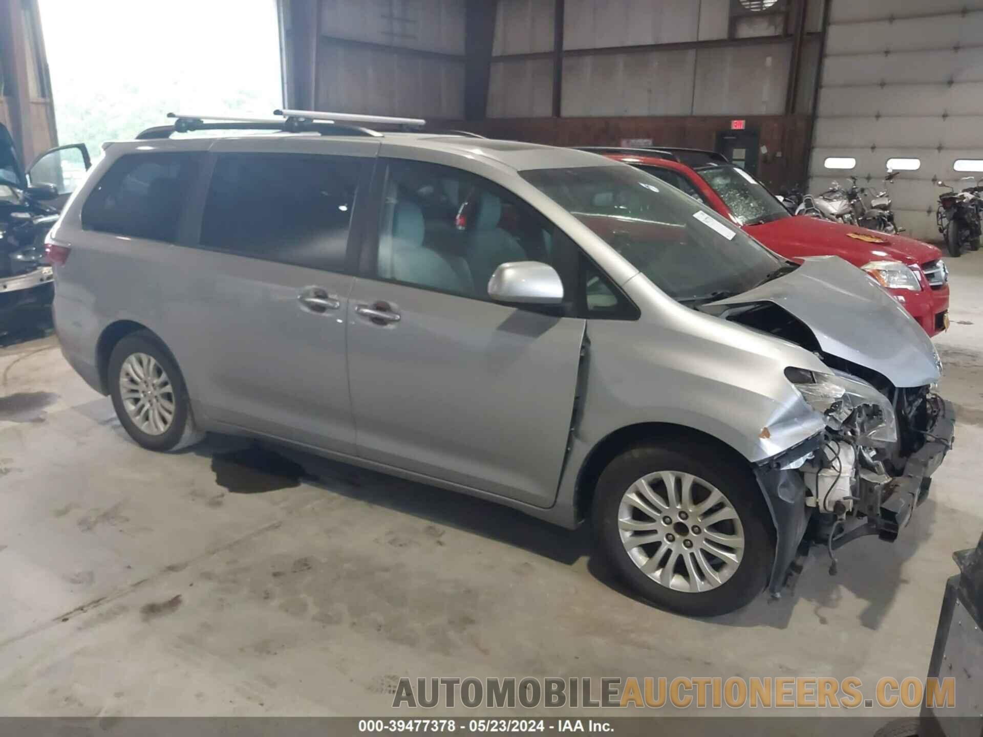 5TDYZ3DC1HS878818 TOYOTA SIENNA 2017