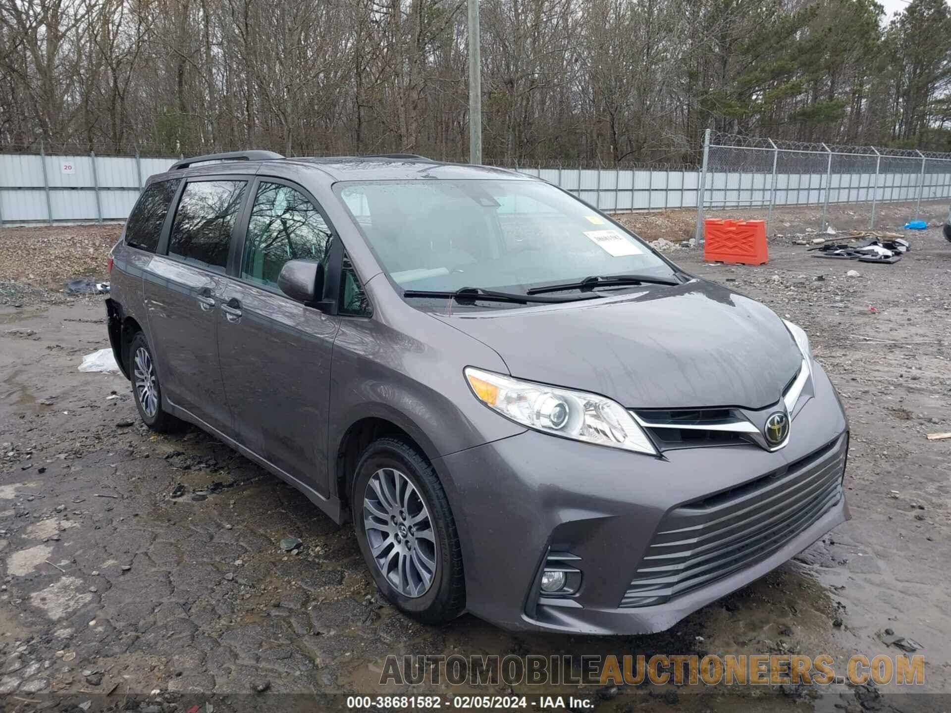 5TDYZ3DC1JS900919 TOYOTA SIENNA 2018