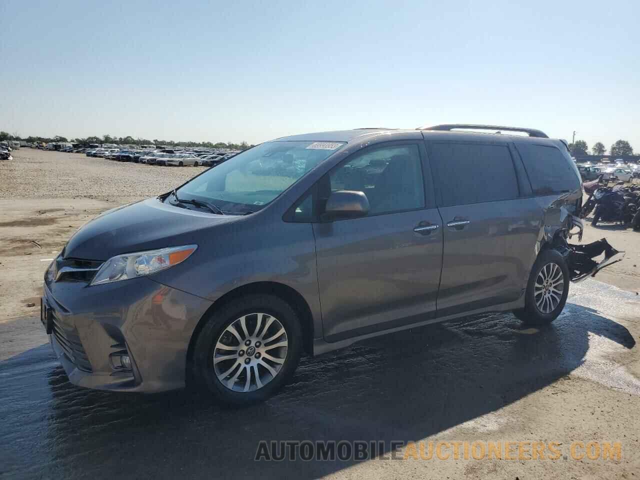 5TDYZ3DC1JS901357 TOYOTA All Models 2018