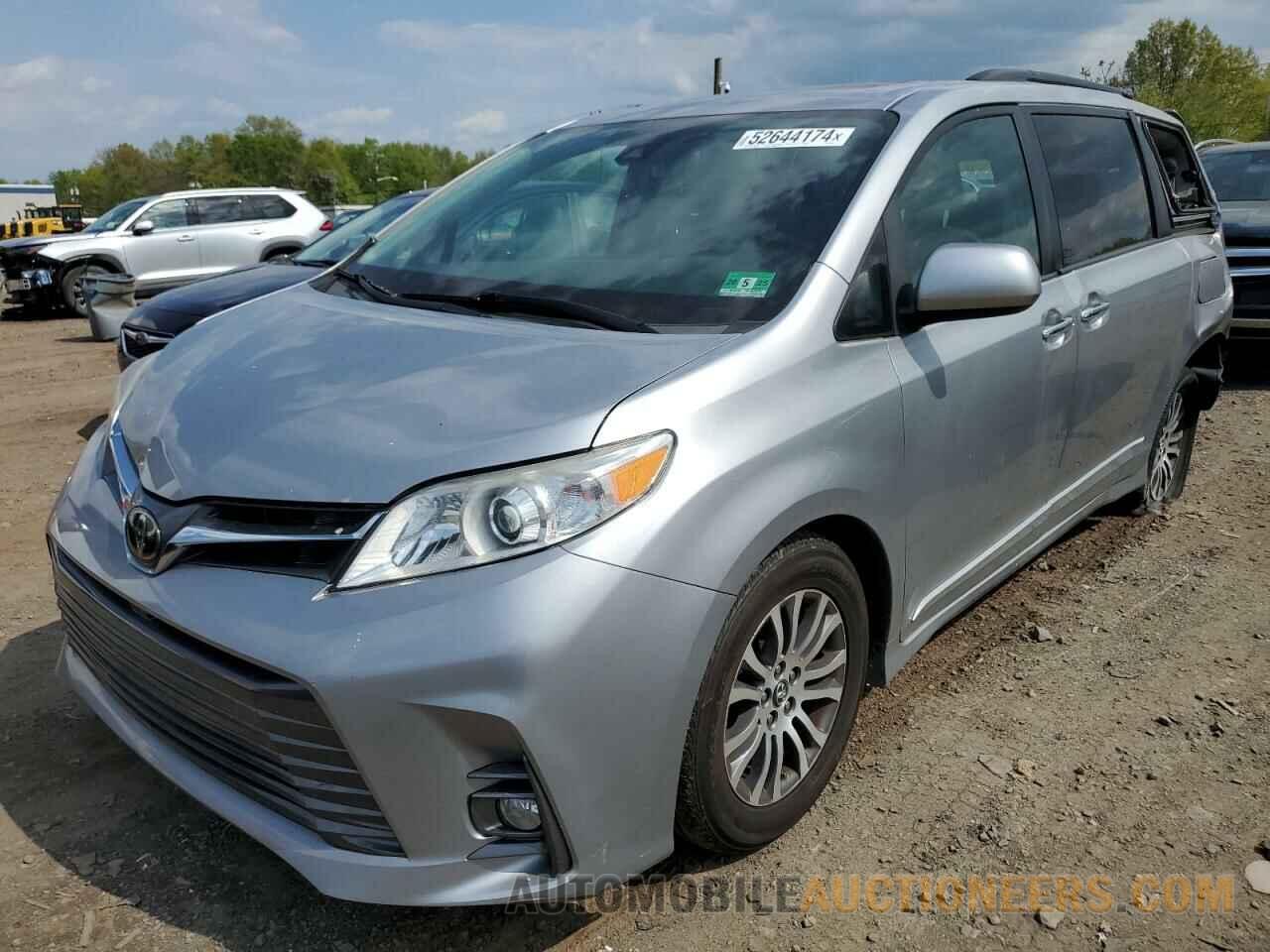 5TDYZ3DC1JS930244 TOYOTA All Models 2018