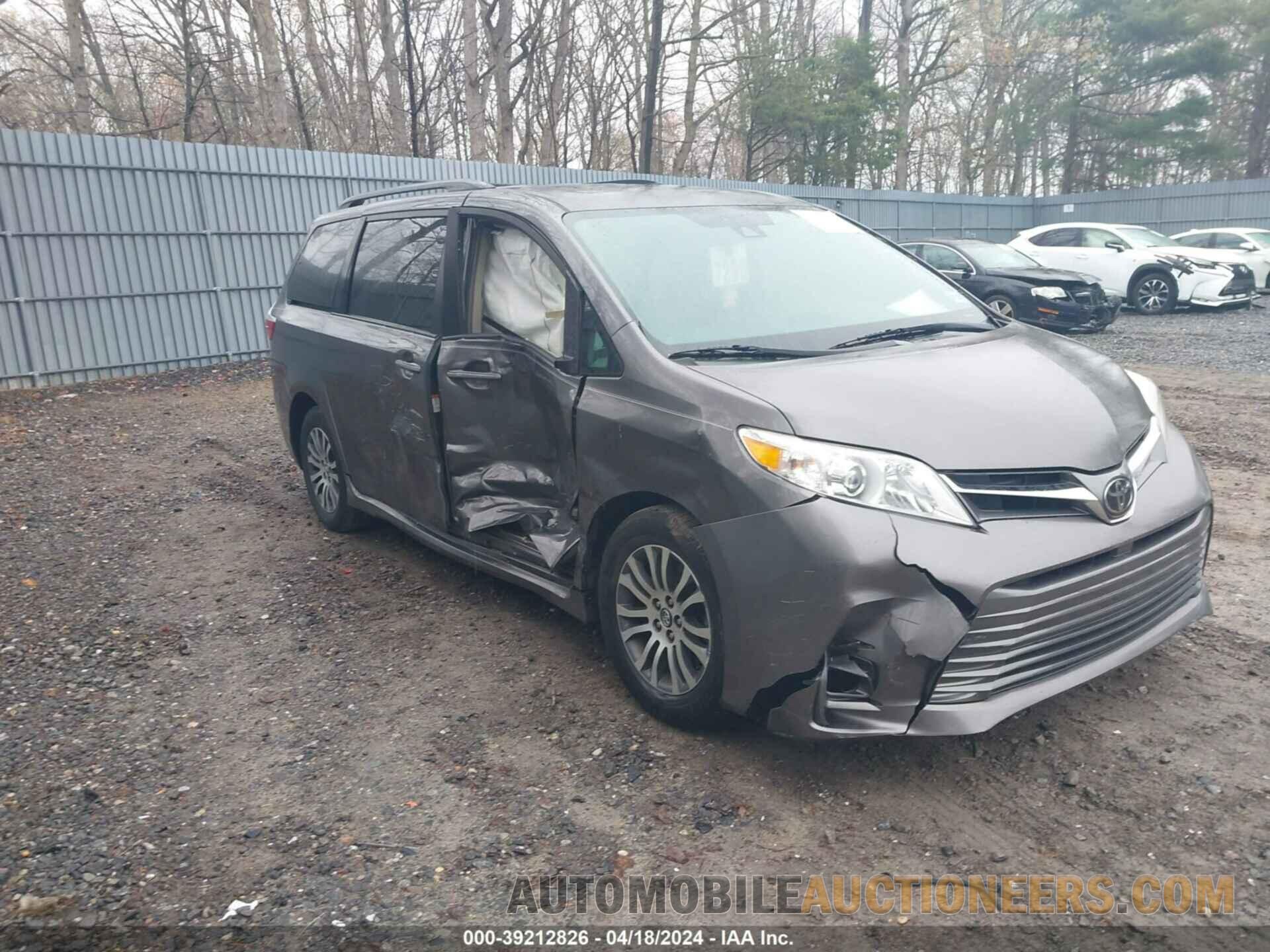 5TDYZ3DC1JS933774 TOYOTA SIENNA 2018