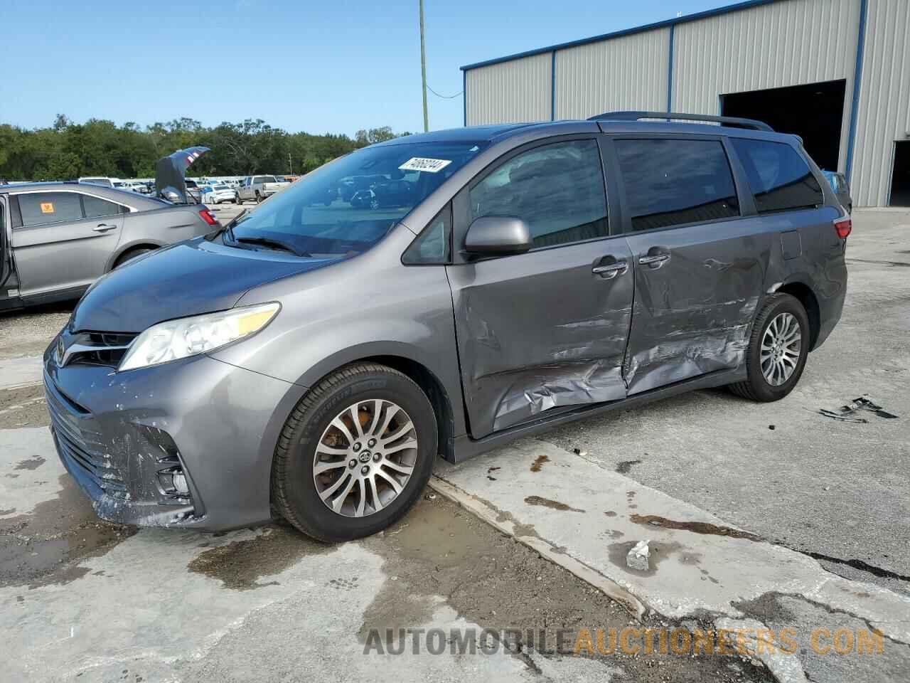 5TDYZ3DC1JS942846 TOYOTA All Models 2018