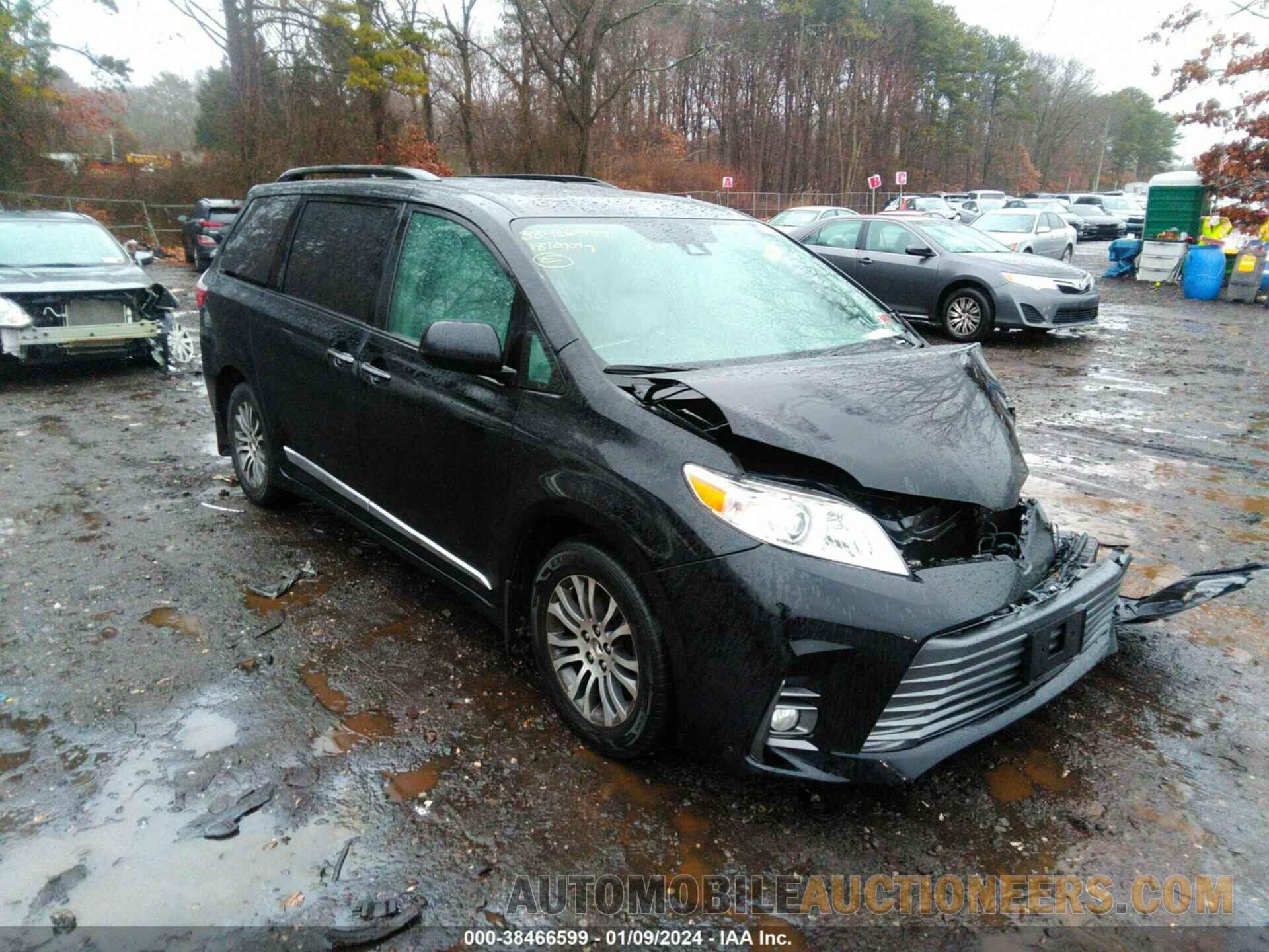 5TDYZ3DC1JS958299 TOYOTA SIENNA 2018