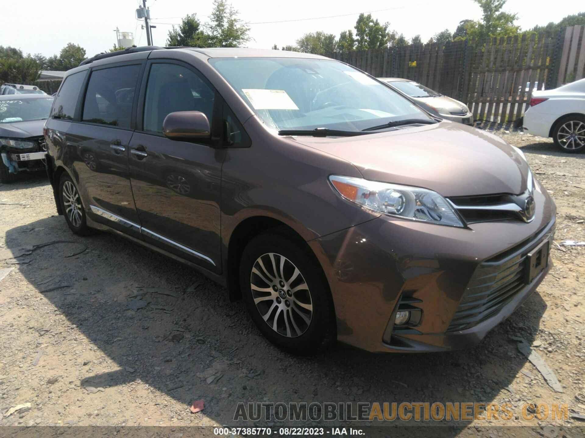 5TDYZ3DC1JS961672 TOYOTA SIENNA 2018