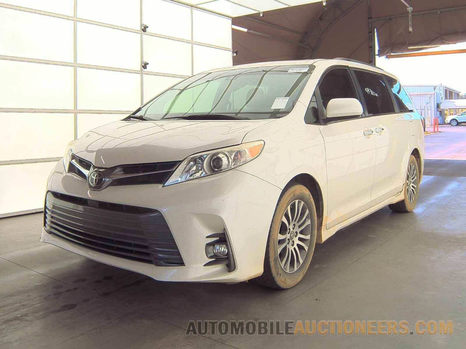 5TDYZ3DC1KS970678 Toyota Sienna 2019