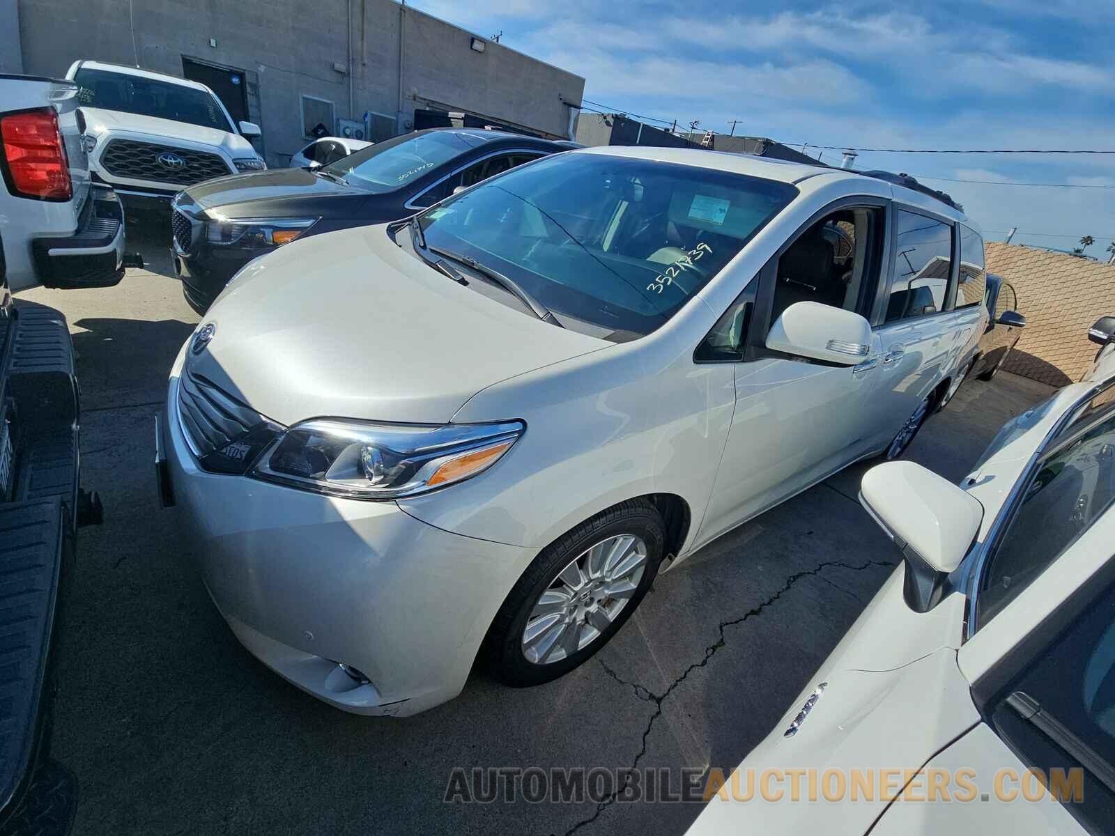 5TDYZ3DC2HS845570 Toyota Sienna 2017