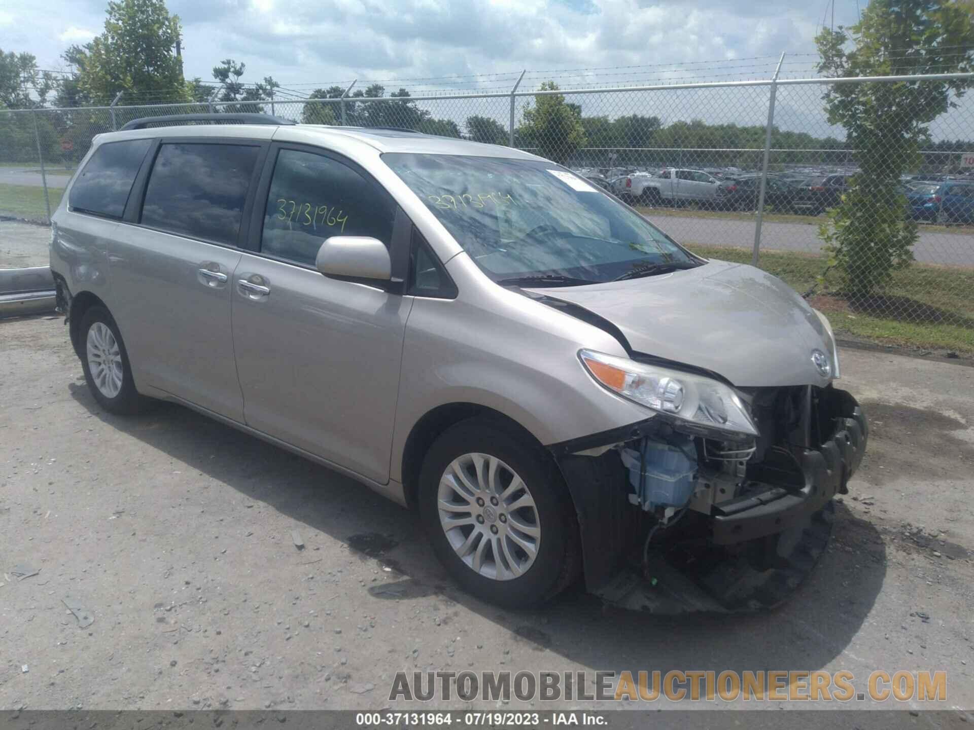 5TDYZ3DC2HS871392 TOYOTA SIENNA 2017