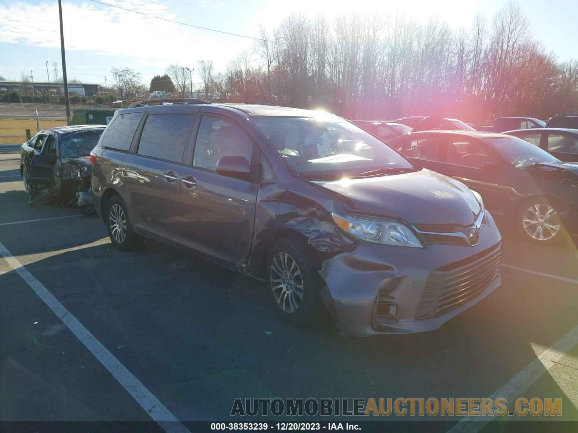 5TDYZ3DC2JS913193 TOYOTA SIENNA 2018