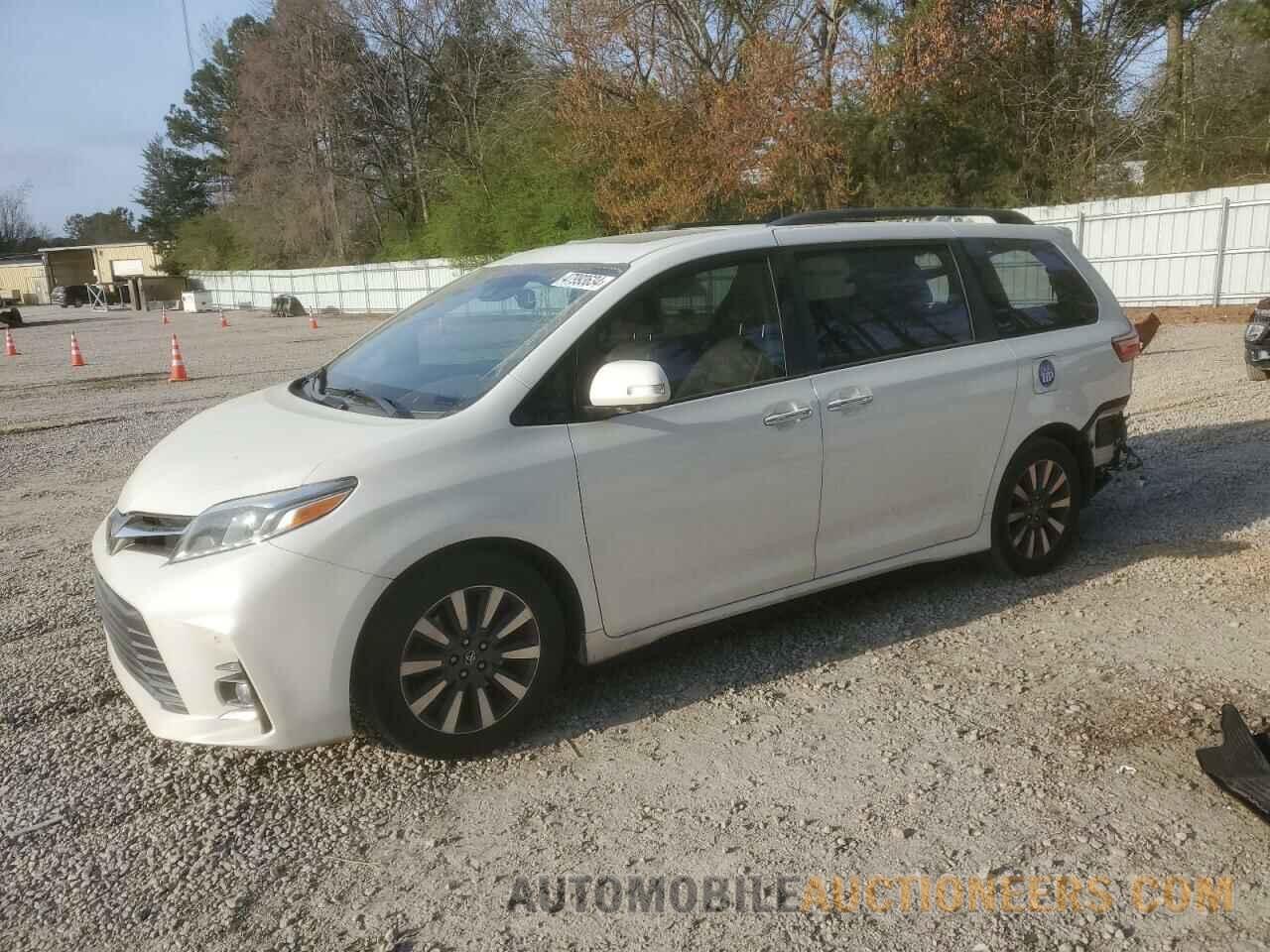 5TDYZ3DC2JS913727 TOYOTA All Models 2018