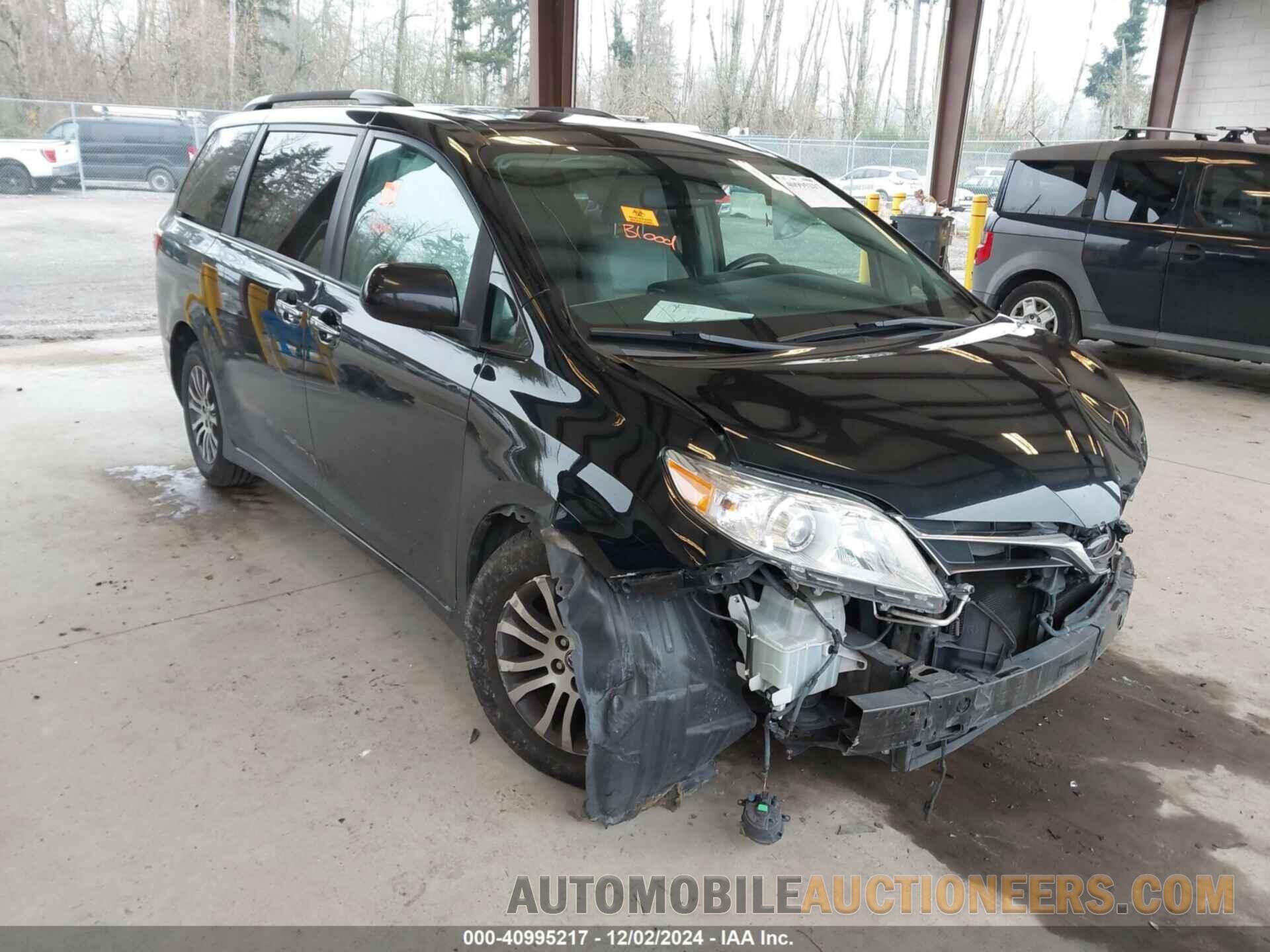 5TDYZ3DC2JS933251 TOYOTA SIENNA 2018