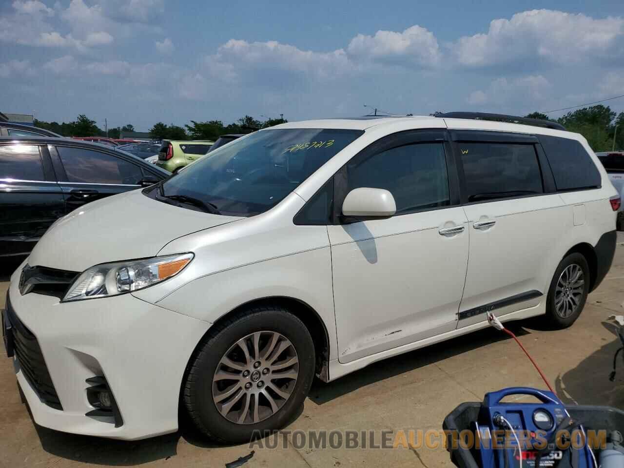 5TDYZ3DC2JS956447 TOYOTA All Models 2018