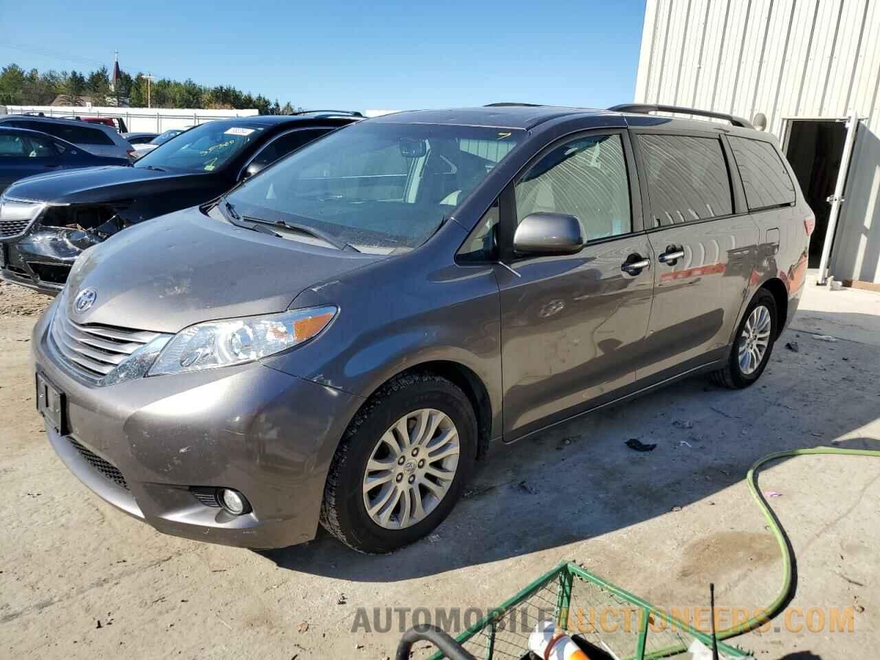 5TDYZ3DC3HS823187 TOYOTA All Models 2017