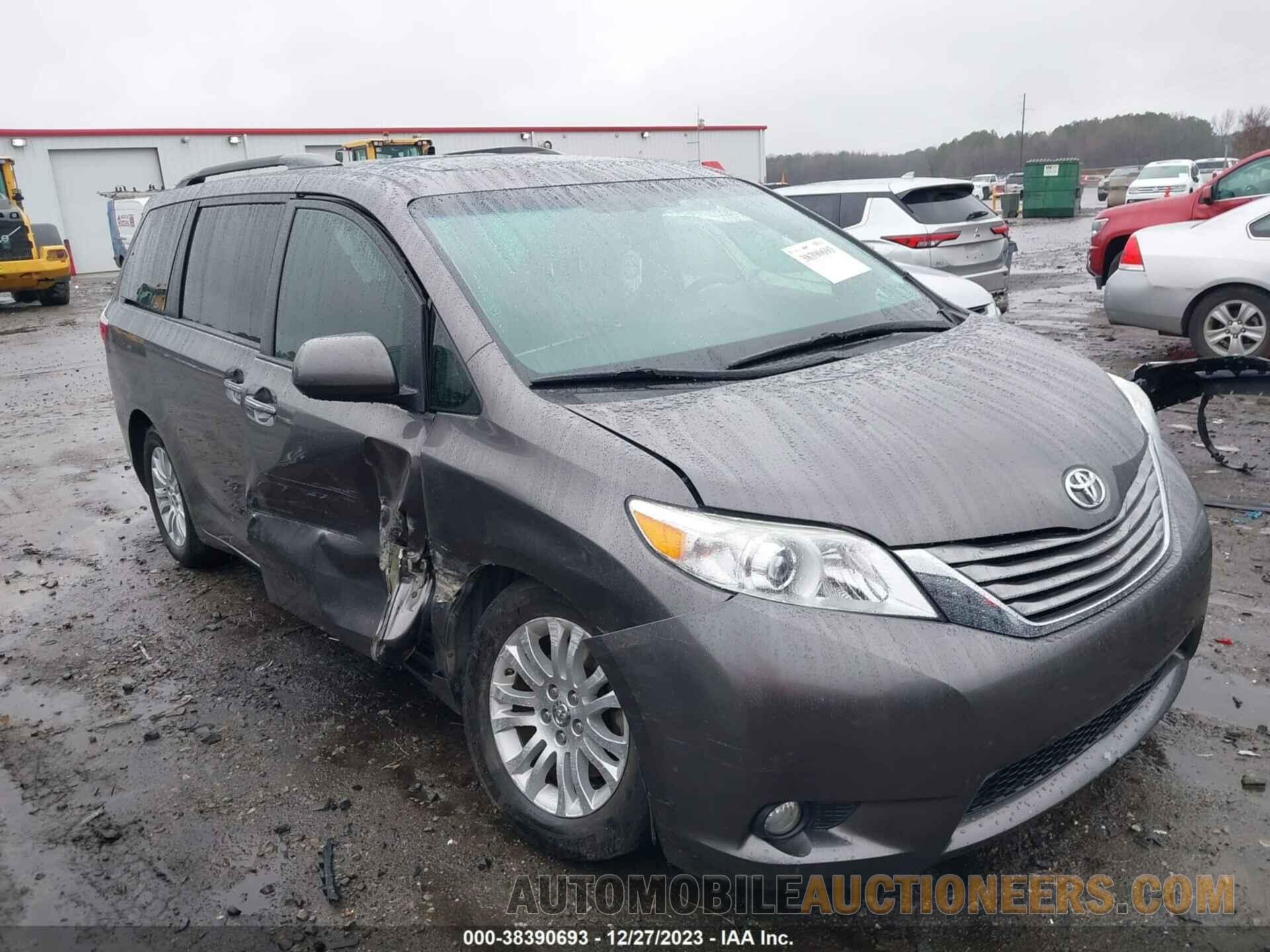 5TDYZ3DC3HS864077 TOYOTA SIENNA 2017