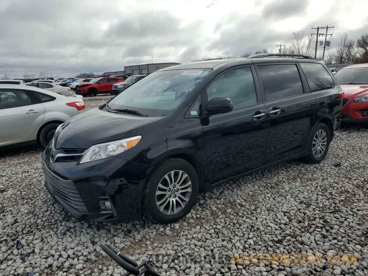 5TDYZ3DC3JS913218 TOYOTA All Models 2018