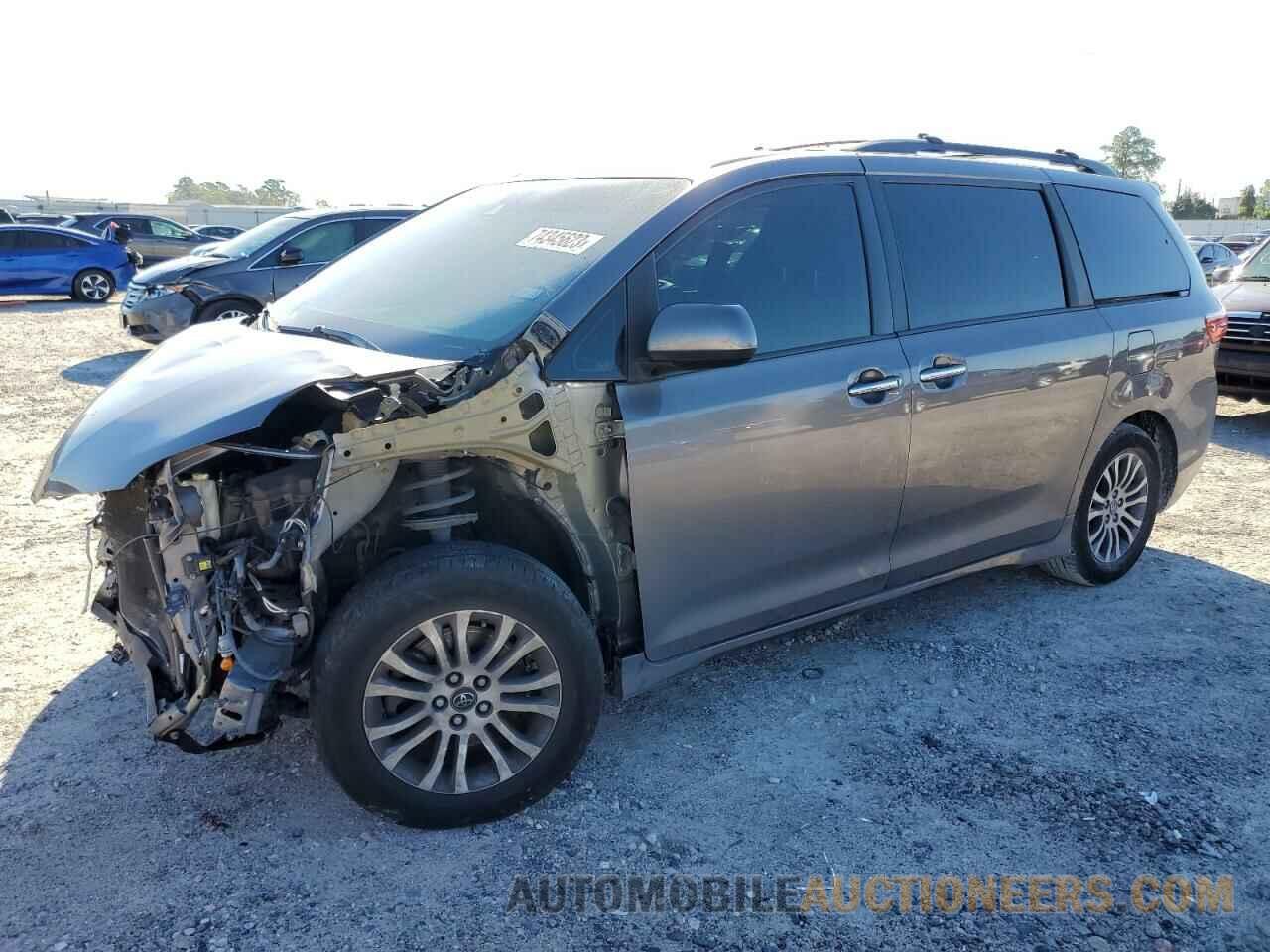 5TDYZ3DC3JS913462 TOYOTA All Models 2018