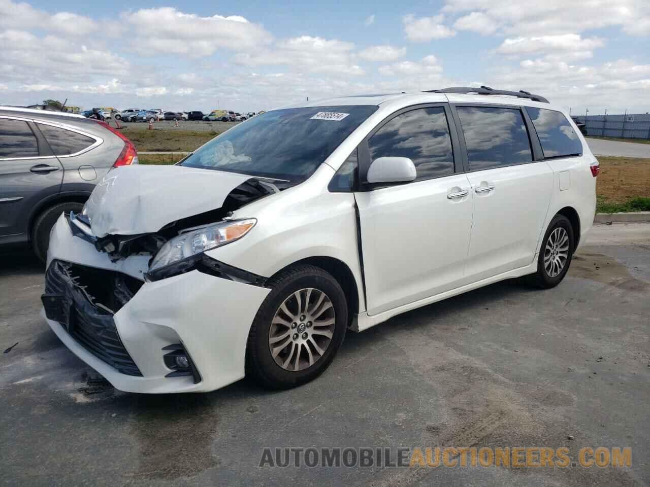 5TDYZ3DC3JS923196 TOYOTA All Models 2018