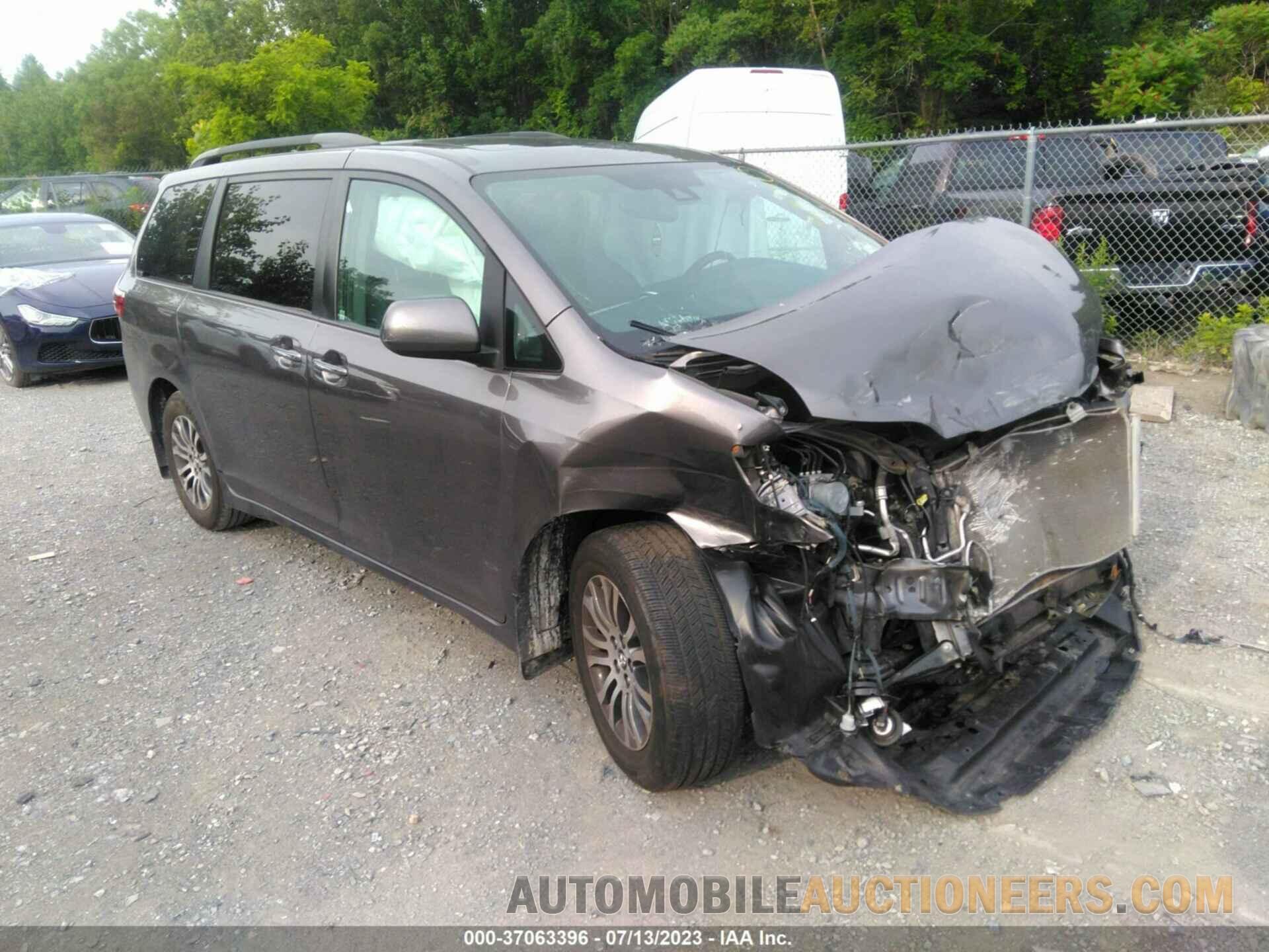 5TDYZ3DC3KS982833 TOYOTA SIENNA 2019