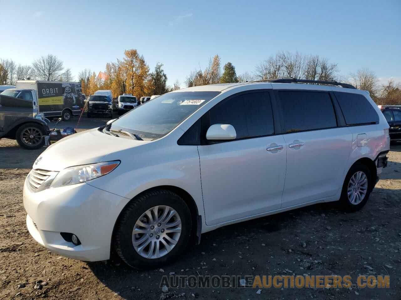 5TDYZ3DC4HS831895 TOYOTA All Models 2017