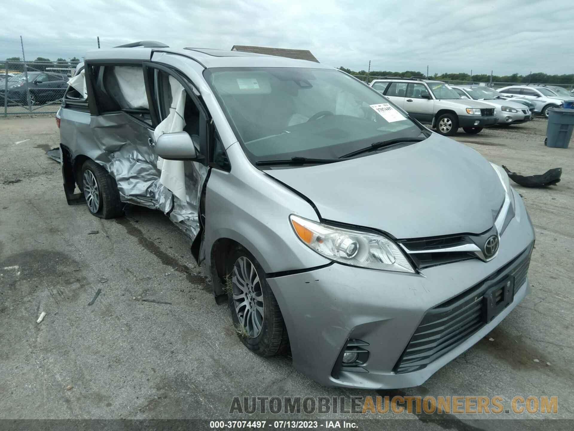 5TDYZ3DC4JS915995 TOYOTA SIENNA 2018