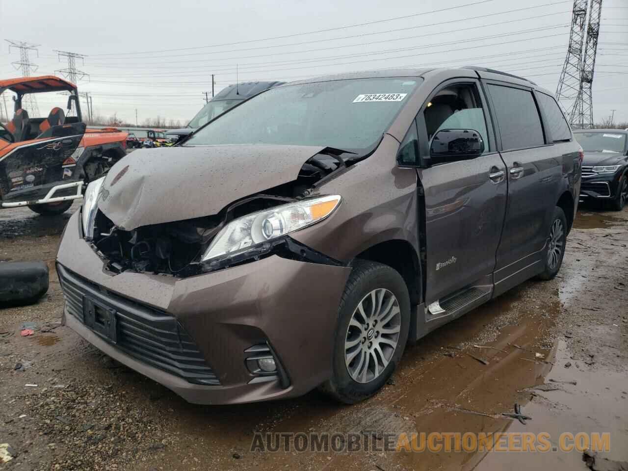 5TDYZ3DC4JS921571 TOYOTA All Models 2018