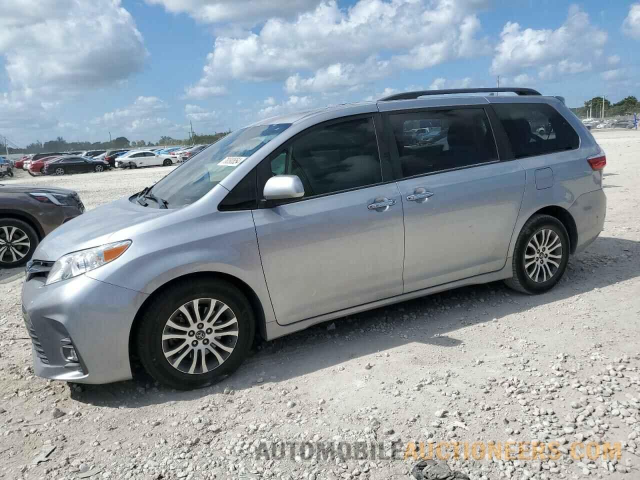 5TDYZ3DC4JS942775 TOYOTA All Models 2018