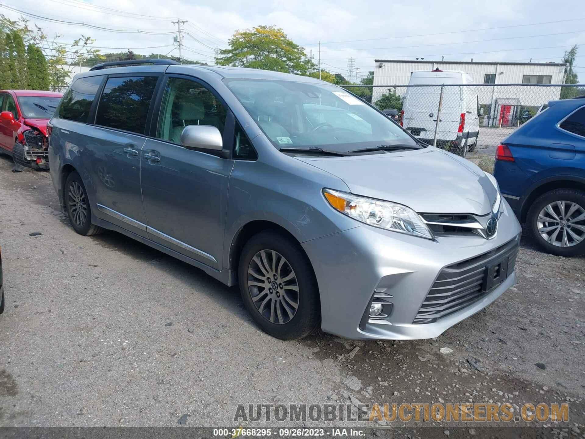 5TDYZ3DC4JS945224 TOYOTA SIENNA 2018