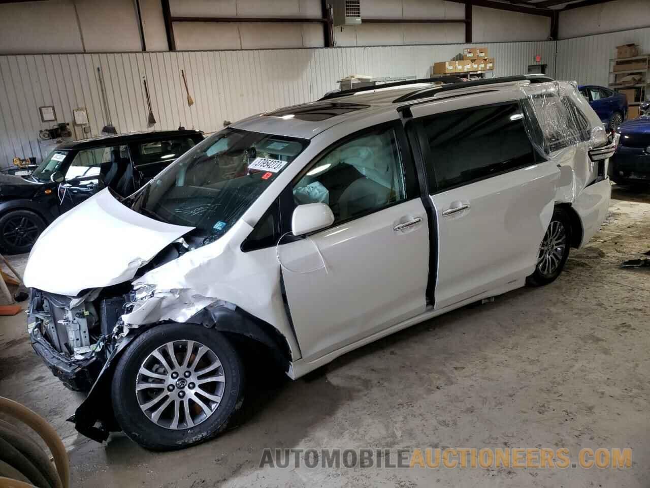 5TDYZ3DC4LS049122 TOYOTA SIENNA 2020