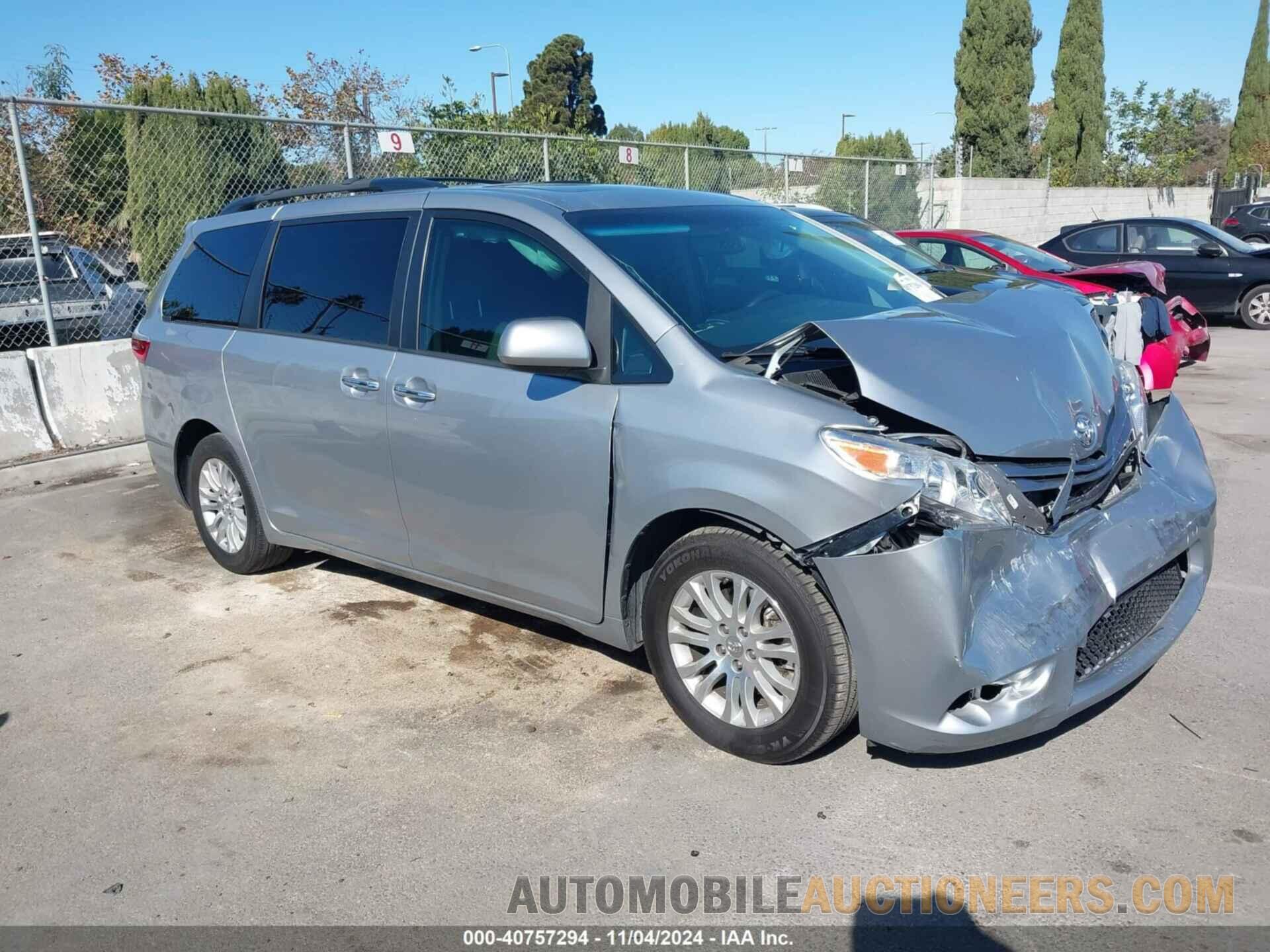 5TDYZ3DC5HS878563 TOYOTA SIENNA 2017