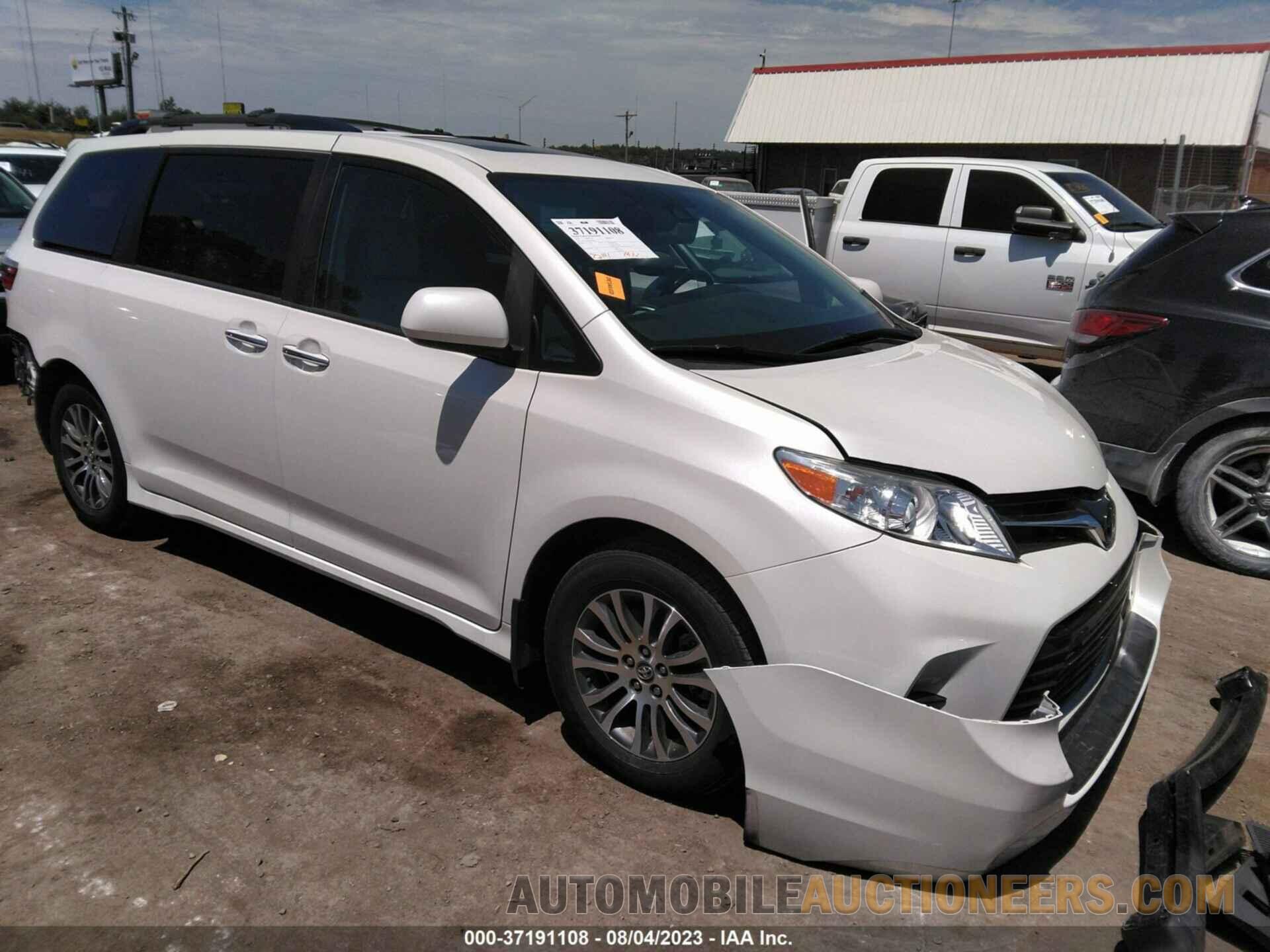 5TDYZ3DC5JS964252 TOYOTA SIENNA 2018