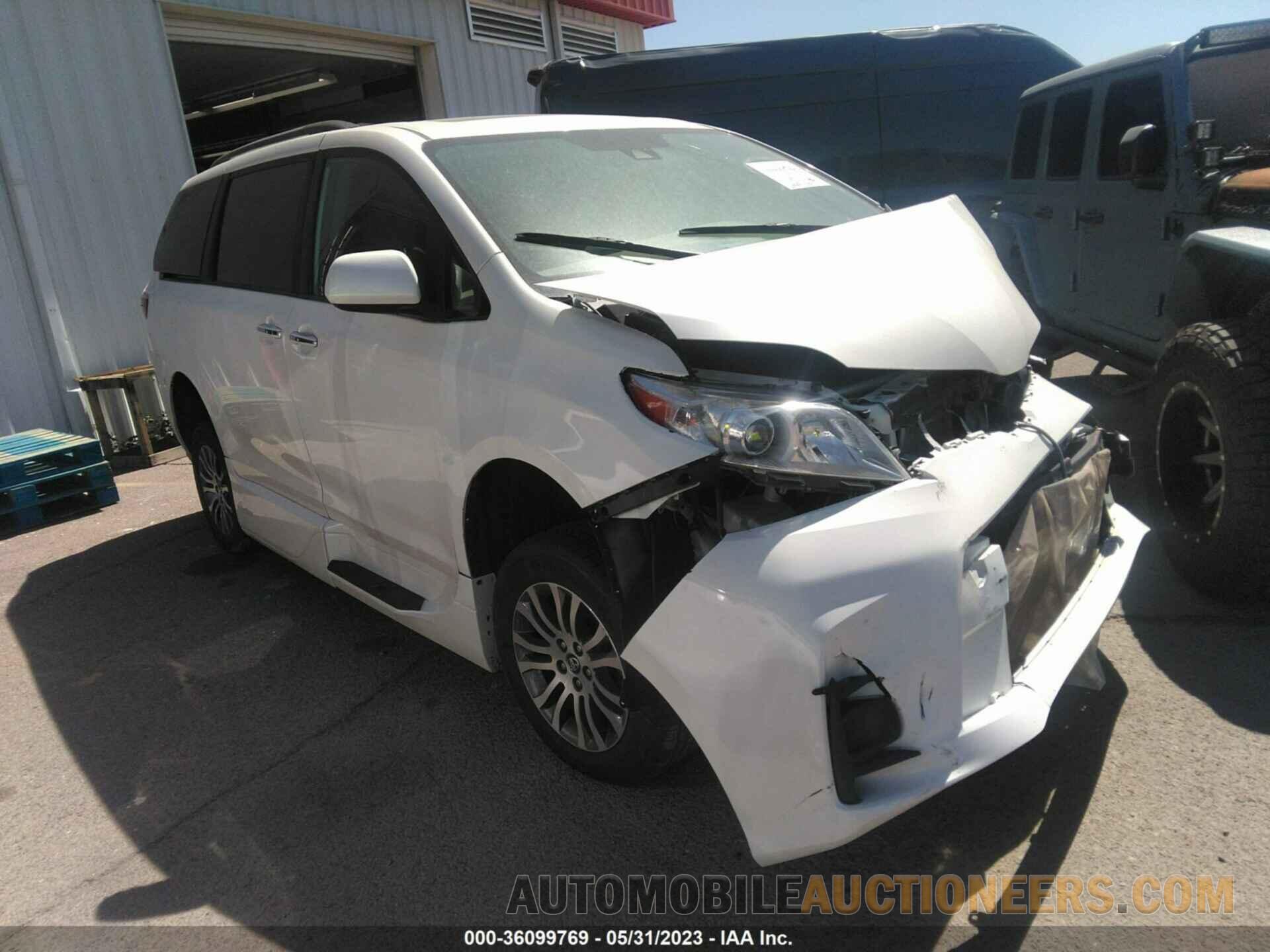 5TDYZ3DC5KS985216 TOYOTA SIENNA 2019