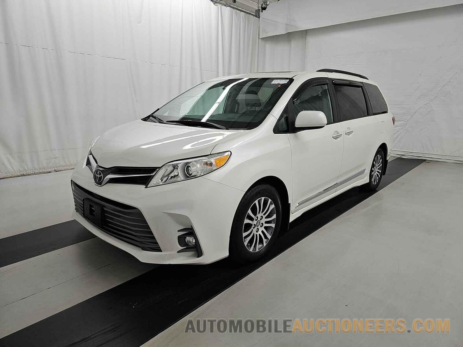 5TDYZ3DC5LS049498 Toyota Sienna 2020